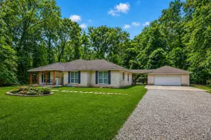 17136 Mustang Ln, New Caney, TX 77357 - Photo 2