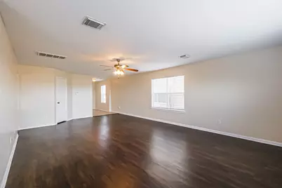 14439 Benningcrest Lane, Houston, TX 77047 - Photo 10