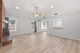 1821 Gettysburg Ln, Bryan, TX 77802 - Photo 4