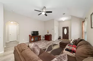 19610 Kingston Green Ln, Houston, TX 77073 - Photo 6