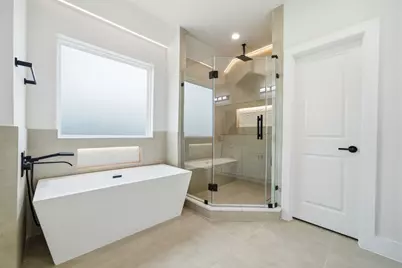 328 Janisch #C, Houston, TX 77018 - Photo 24