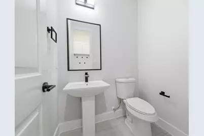 328 Janisch #C, Houston, TX 77018 - Photo 12