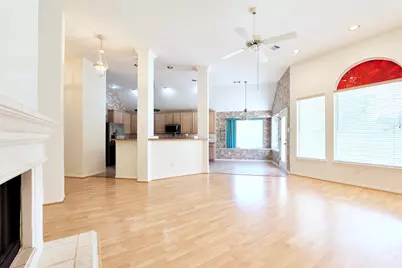 4006 Perry Knoll Court, Sugar Land, TX 77479 - Photo 8