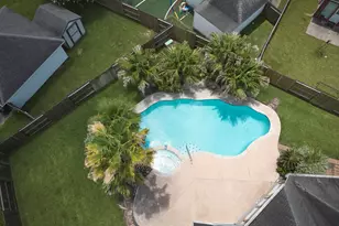 4006 Perry Knoll Ct, Sugar Land, TX 77479 - Photo 2