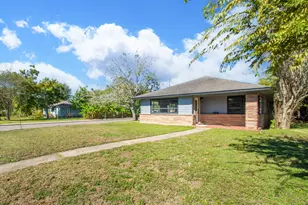 1230 W 4th St, Freeport, TX 77541 - Photo 2