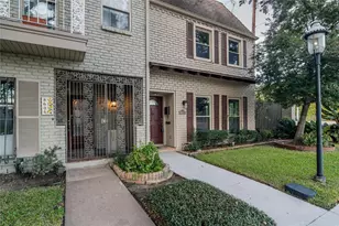 8602 Oakford Dr, Houston, TX 77024 - Photo 2