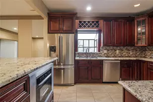 8602 Oakford Dr, Houston, TX 77024 - Photo 6