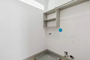 2943 Delafield St, Houston, TX 77023 - Photo 36