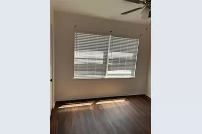 5522 Thrush Drive, Houston, TX 77033 - Photo 2