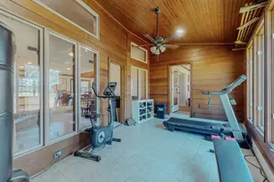 901 Casey St, Beaumont, TX 77713 - Photo 36
