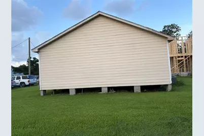 9720 Tuffly Street, Houston, TX 77029 - Photo 4