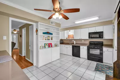 55 Chervil Common, Lake Jackson, TX 77566 - Photo 16
