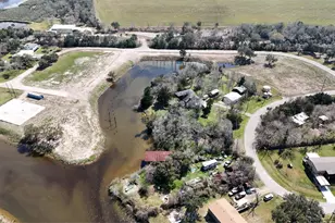 607 Glen Cove-Cr 730, Liverpool, TX 77577 - Photo 6