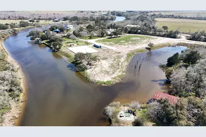 607 Glen Cove-Cr 730, Liverpool, TX 77577 - Photo 24