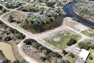 607 Glen Cove-Cr 730, Liverpool, TX 77577 - Photo 12