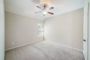 16602 Highland Country Dr, Cypress, TX 77433 - Photo 8