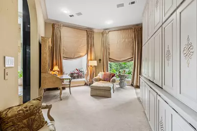 6 Mott Lane, Houston, TX 77024 - Photo 16