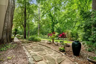 6 Mott Ln, Houston, TX 77024 - Photo 50