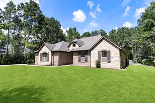 11528 Kirstens Ct, Montgomery, TX 77316 - Photo 2