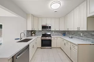5755 Belvedere St, Houston, TX 77021 - Photo 8