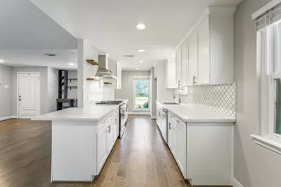 2515 Blue Willow Drive, Houston, TX 77042 - Photo 4