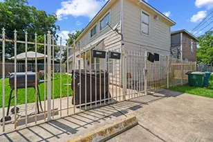 8202 Cannon St, Houston, TX 77051 - Photo 34