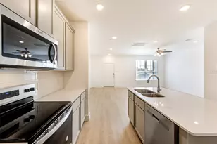 11910 De Carvalho Ln, Houston, TX 77375 - Photo 8