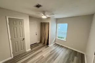 1405 Rice St, Alvin, TX 77511 - Photo 12