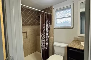 1405 Rice St, Alvin, TX 77511 - Photo 14