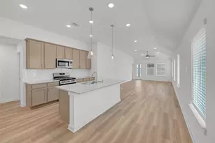 10223 Burton Path, Montgomery, TX 77316 - Photo 6