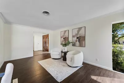 5830 Yarwell Drive, Houston, TX 77096 - Photo 10