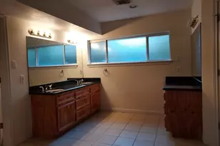 1740 Crownover Rd, Houston, TX 77080 - Photo 14