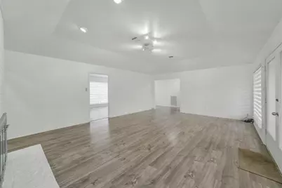 1823 Cherry Bend Drive, Houston, TX 77077 - Photo 28