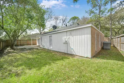 1823 Cherry Bend Drive, Houston, TX 77077 - Photo 40