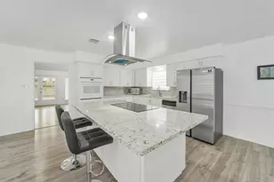 1823 Cherry Bend Dr, Houston, TX 77077 - Photo 18