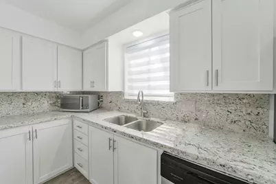 1823 Cherry Bend Drive, Houston, TX 77077 - Photo 20