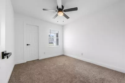 5734 Farwell Drive, Houston, TX 77035 - Photo 20