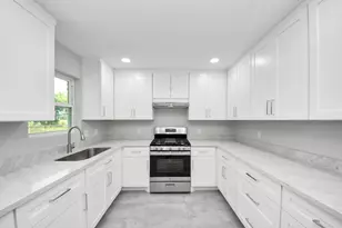 15318 Corsair Rd, Houston, TX 77053 - Photo 6