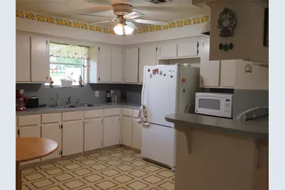 15255 Austin Road, Willis, TX 77378 - Photo 12