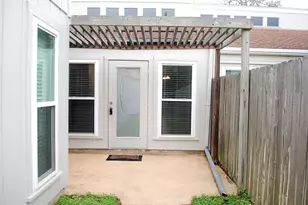 214 Charter St, Columbus, TX 78934 - Photo 10