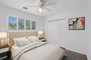 10214 Inwood Dr, Houston, TX 77042 - Photo 24