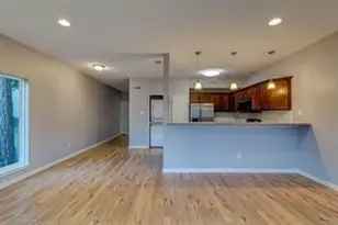 83 S April Point Dr S, Conroe, TX 77356 - Photo 16