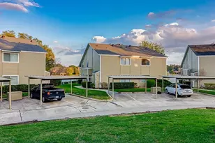 83 S April Point Dr S, Conroe, TX 77356 - Photo 32