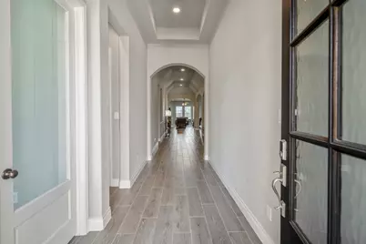 6914 Red Oak Drive, Katy, TX 77493 - Photo 4