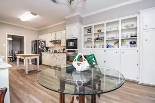 4149 Meyerwood Dr, Houston, TX 77025 - Photo 6