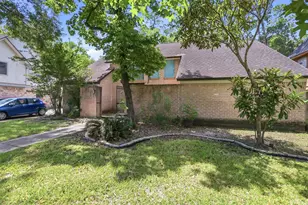 20713 Harvest Hill Ln, Houston, TX 77073 - Photo 2