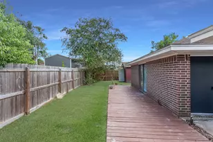 505 S 27th St, Nederland, TX 77627 - Photo 24