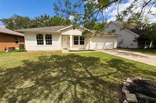 414 Binnacle Way, Crosby, TX 77532 - Photo 1