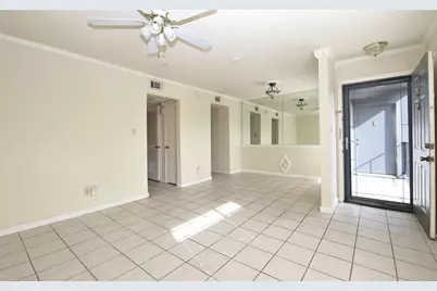 6202 Skyline #32, Houston, TX 77057 - Photo 4