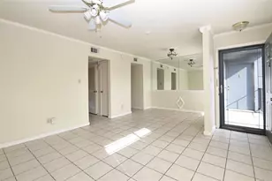 6202 Skyline, Houston, TX 77057 - Photo 4